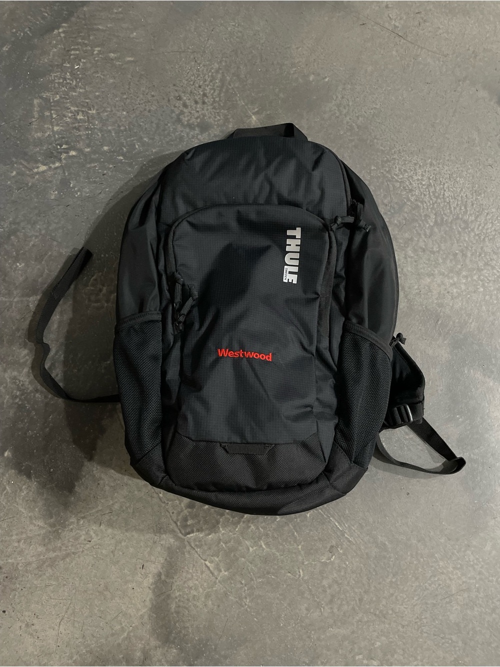 Thule - Achiever 24L Backpack for 16" laptops w/10.1" 
(Abr 026)